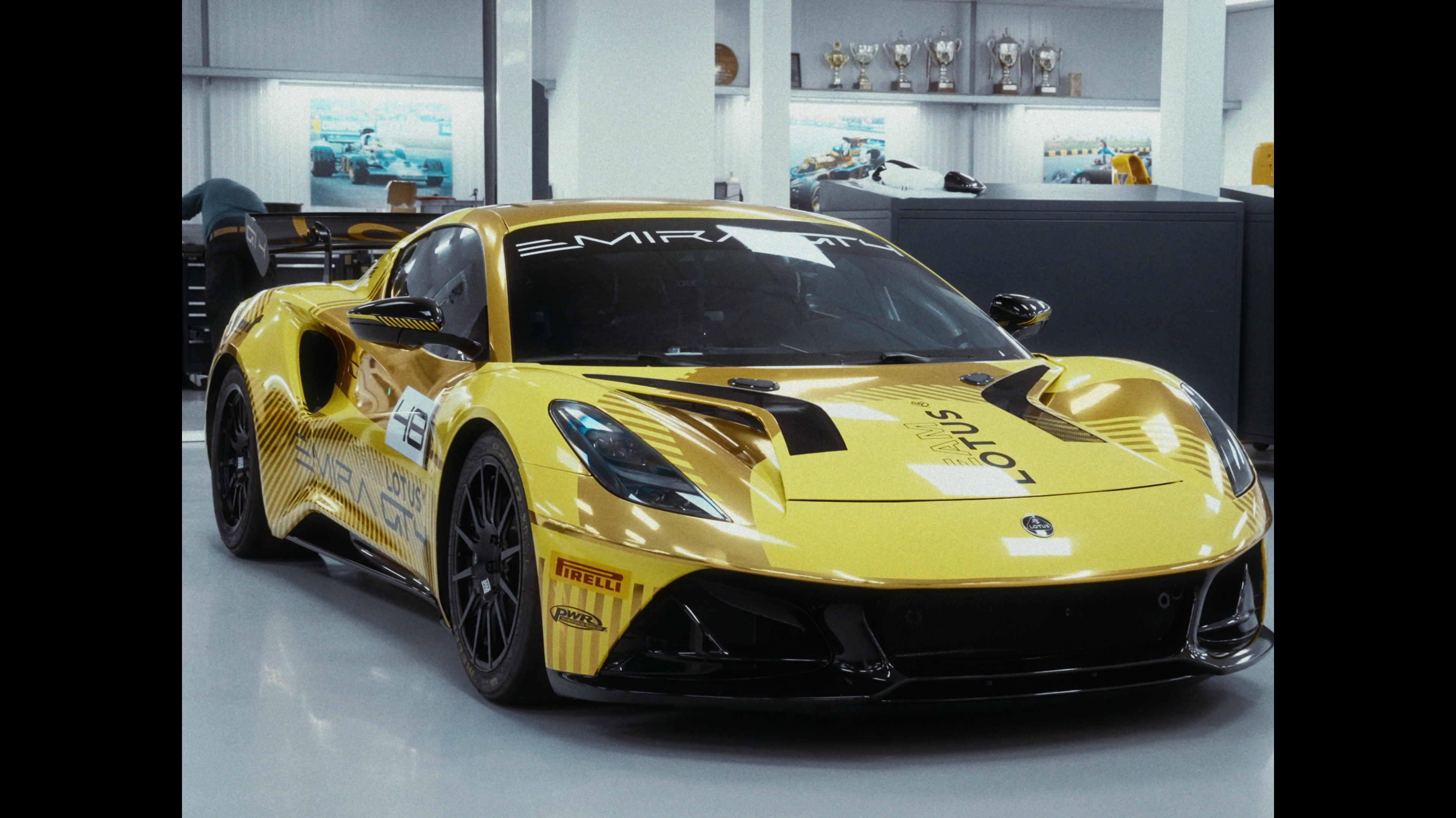 Lotus Emira